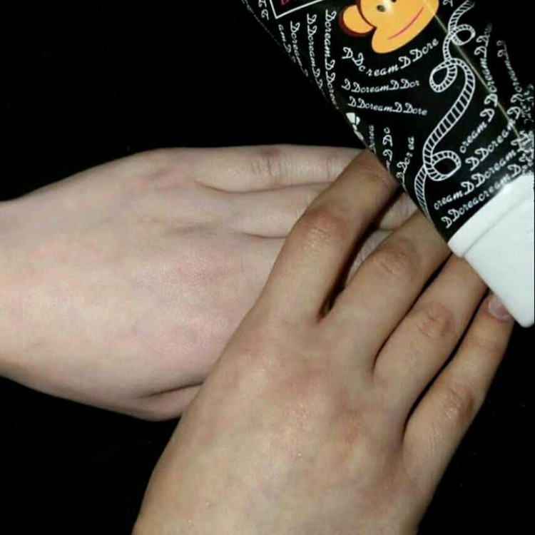 کرم سفید کننده فوری بدن وکس