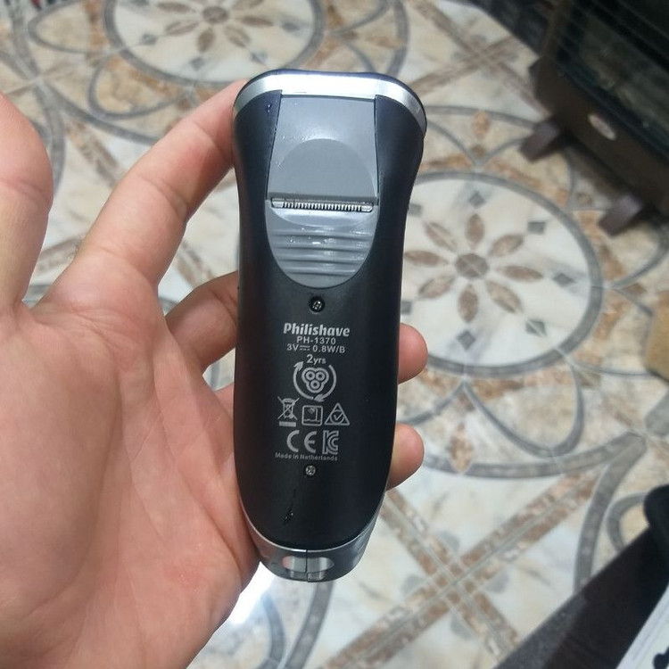 ریش تراش حرفه ای فیلیپس مدل PH-1370