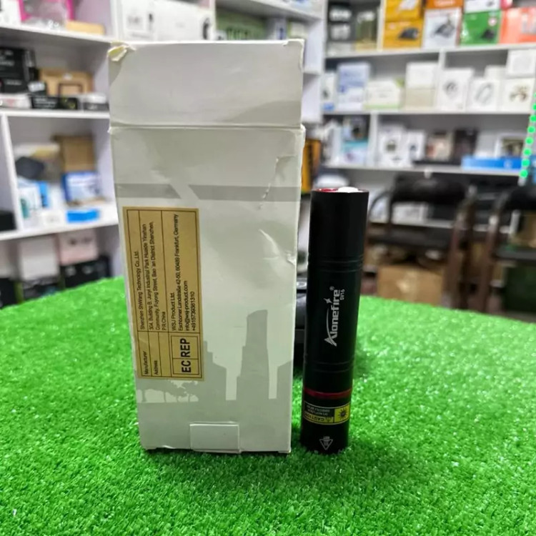 چراغ uv عقرب یاب